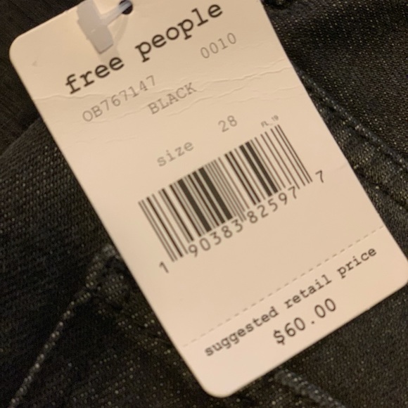 We The Free NWT Distressed Jean Skirt - Picture 6 of 8